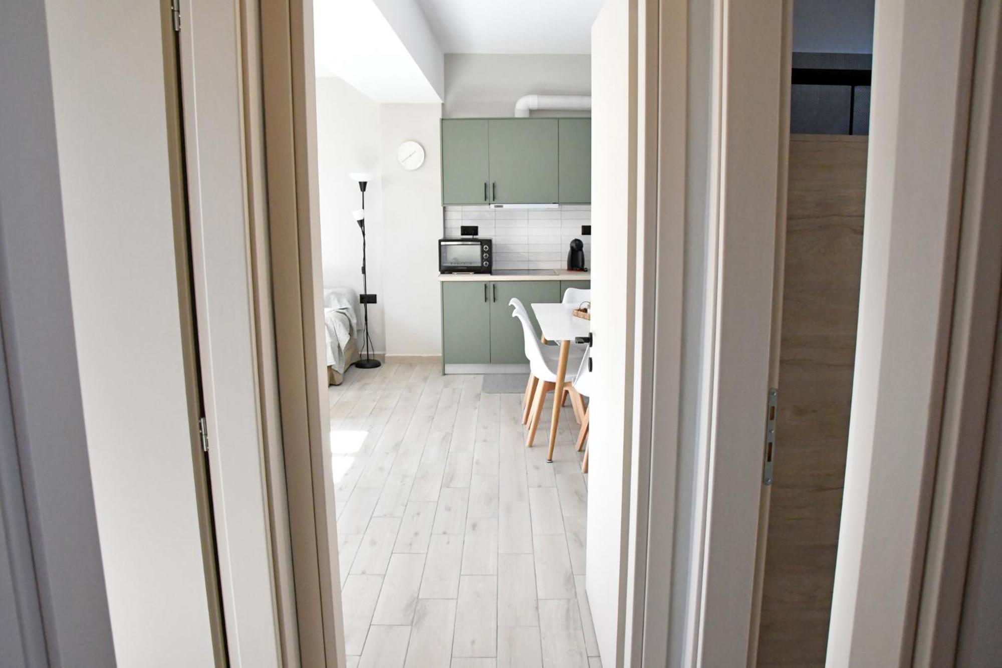 Ferienwohnung Polles Εlies Cozy Αpartment Aegina Exterior foto