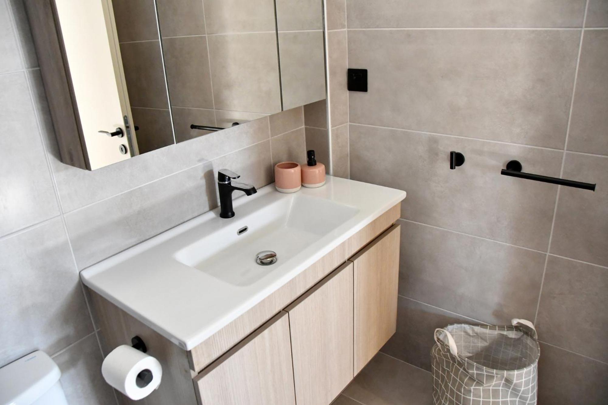 Ferienwohnung Polles Εlies Cozy Αpartment Aegina Exterior foto