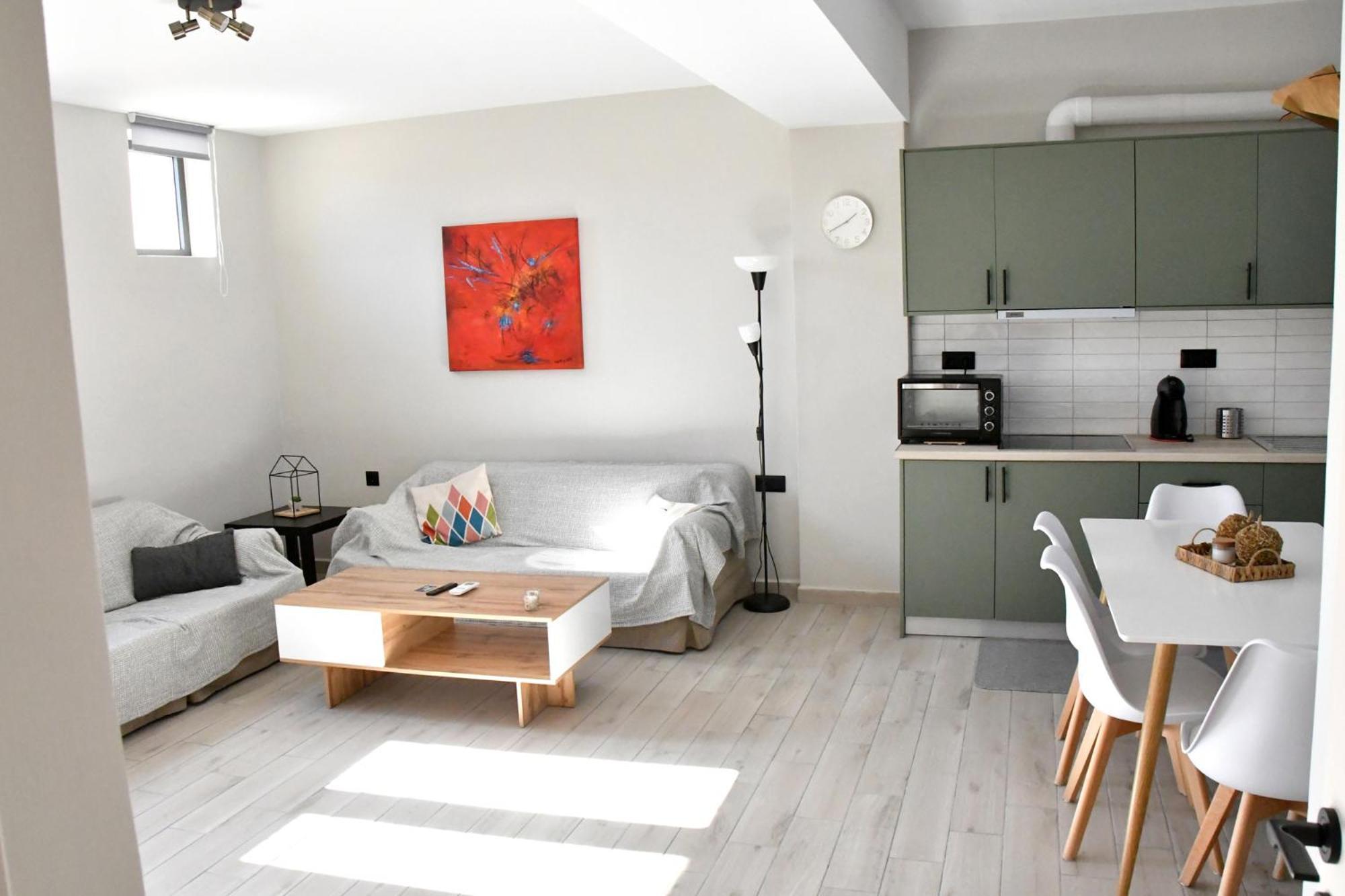 Ferienwohnung Polles Εlies Cozy Αpartment Aegina Exterior foto