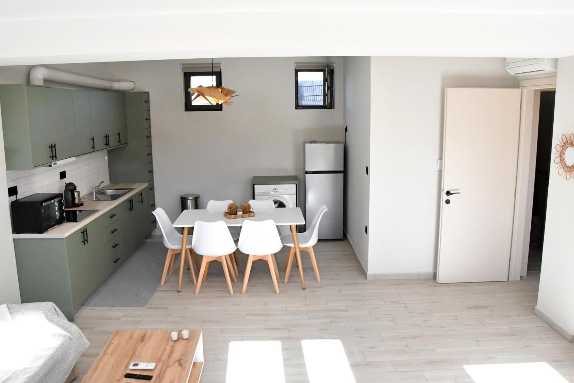 Ferienwohnung Polles Εlies Cozy Αpartment Aegina Exterior foto